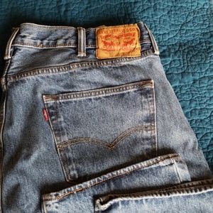 Levi's 501 button-up 38 by 34